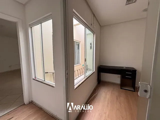 Sala para alugar, no bairro Centro em Itajaí