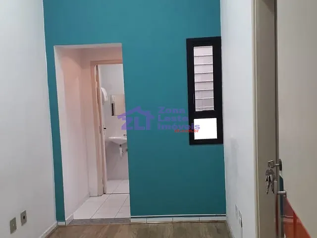 Sala com 28m², para alugar, no bairro Belenzinho em São Paulo