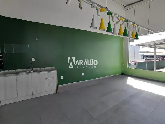 Sala para alugar, no bairro Centro em Navegantes