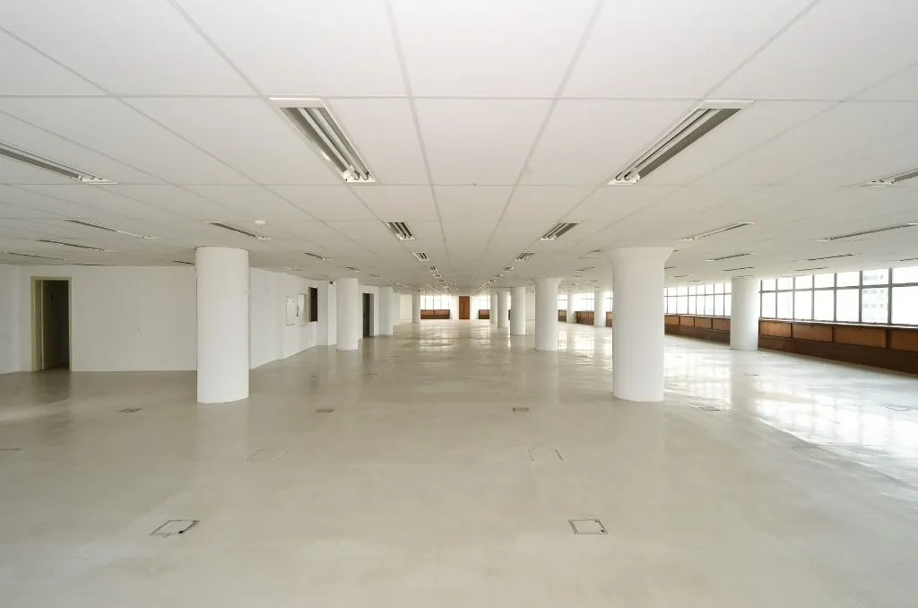 Laje corporativa para venda e locação em República, 930m²