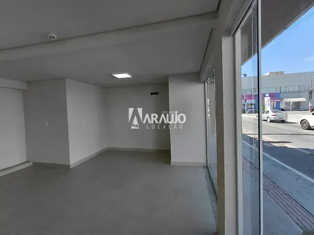Sala para alugar, no bairro Centro em Navegantes
