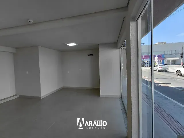 Sala para alugar, no bairro Centro em Navegantes