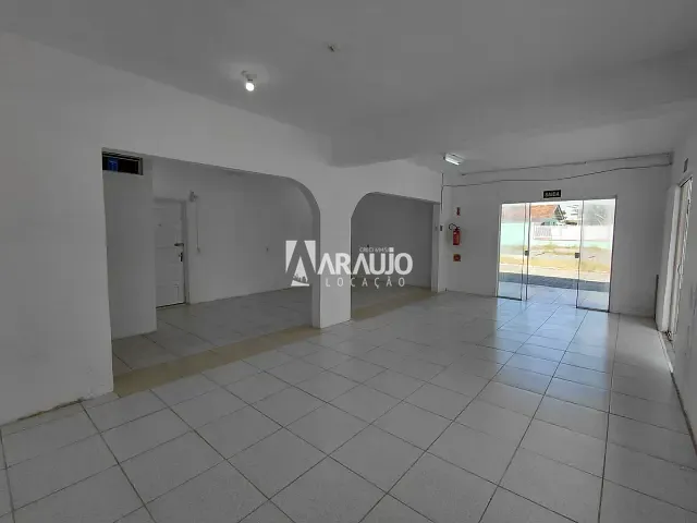 Sala para alugar, no bairro Meia Praia em Navegantes