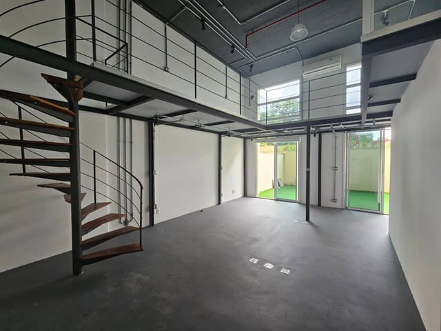 Foto do Sala - Sala Giardino com mezanino, para venda e locação 65 m² em Santo Amaro - São Paulo/SP | Paulista Imóveis