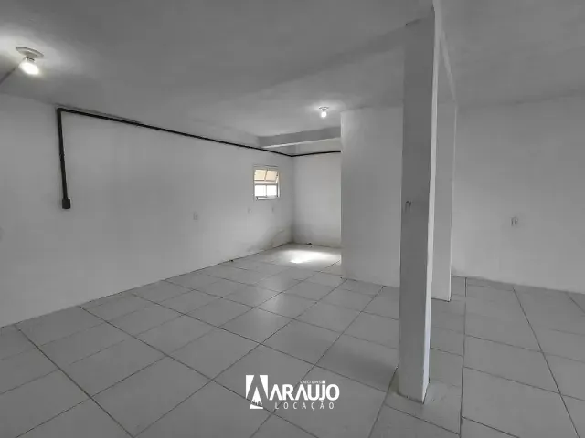 Sala para alugar, no bairro Meia Praia em Navegantes