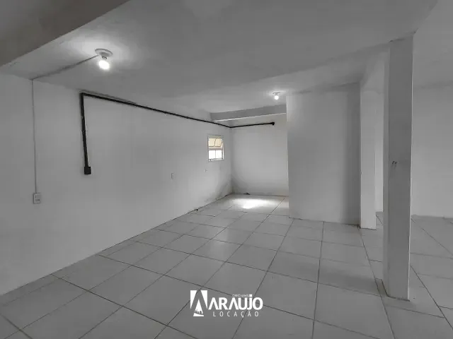 Sala para alugar, no bairro Meia Praia em Navegantes