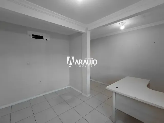Sala para alugar, no bairro Cordeiros em Itajaí
