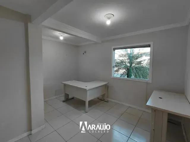 Sala para alugar, no bairro Cordeiros em Itajaí