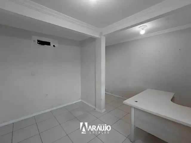 Sala para alugar, no bairro Cordeiros em Itajaí