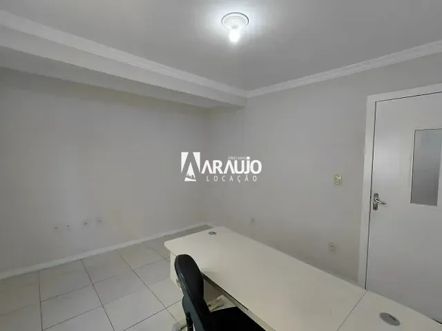 Sala para alugar, no bairro Cordeiros em Itajaí