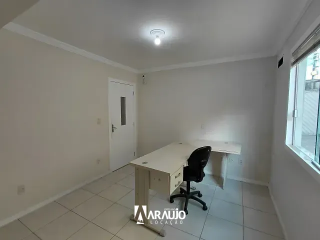 Sala para alugar, no bairro Cordeiros em Itajaí