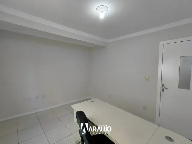 Sala para alugar, no bairro Cordeiros em Itajaí