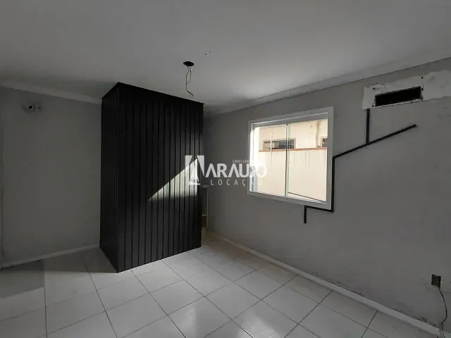 Sala para alugar, no bairro Cordeiros em Itajaí
