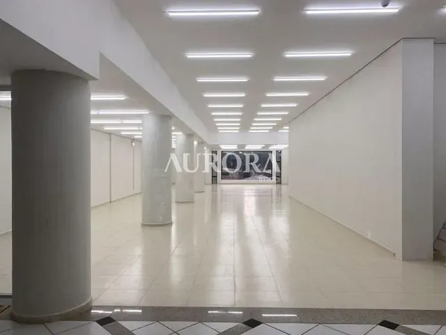 Sala com 2000m², para alugar, no bairro Centro em Londrina