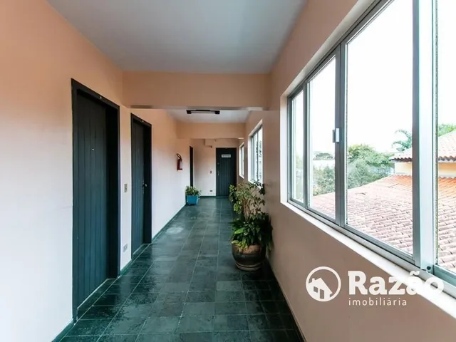 Sala para alugar, no bairro Água Verde em Curitiba
