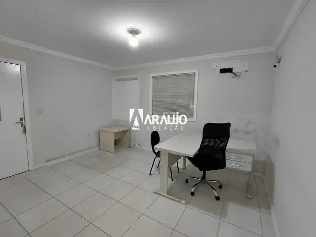 Sala para alugar, no bairro Cordeiros em Itajaí