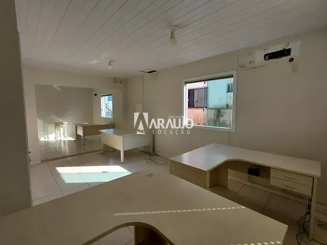 Sala para alugar, no bairro Cordeiros em Itajaí
