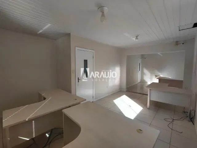 Sala para alugar, no bairro Cordeiros em Itajaí