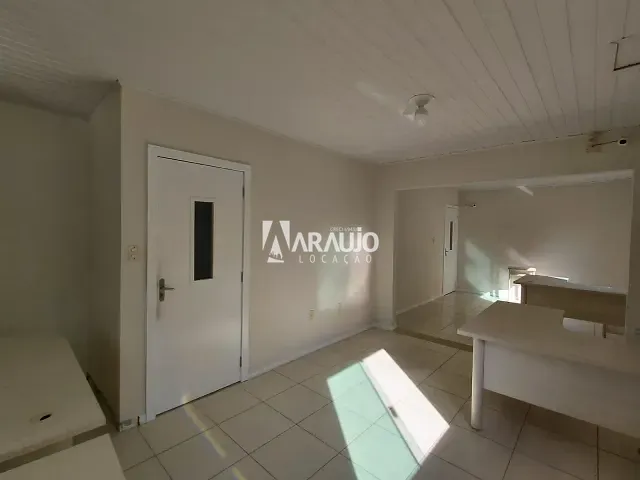Sala para alugar, no bairro Cordeiros em Itajaí