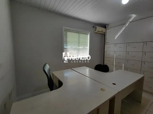 Sala para alugar, no bairro Cordeiros em Itajaí