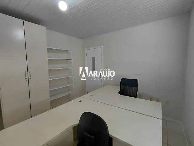Sala para alugar, no bairro Cordeiros em Itajaí