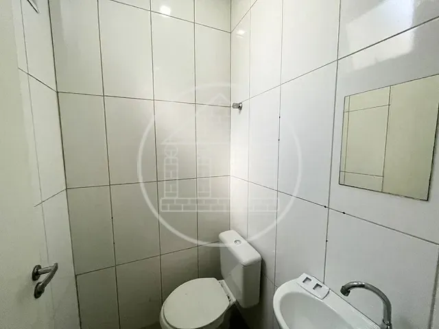 Sala para alugar, no bairro Conjunto Residencial Salvador Tolezani em São Paulo