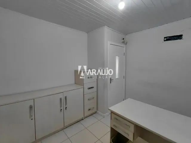 Sala para alugar, no bairro Cordeiros em Itajaí