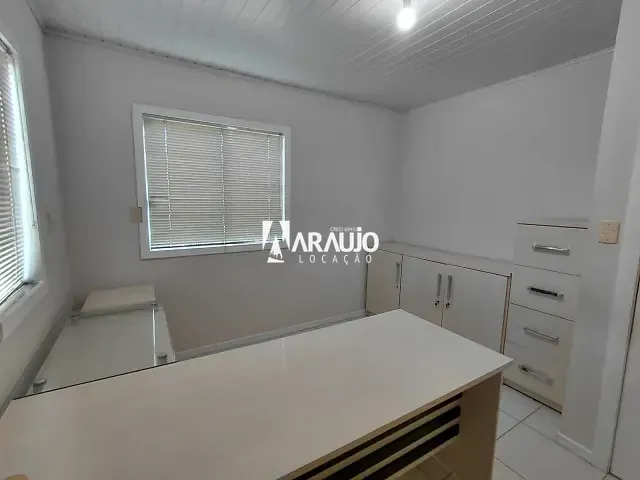 Sala para alugar, no bairro Cordeiros em Itajaí