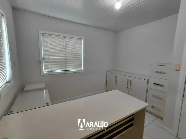 Sala para alugar, no bairro Cordeiros em Itajaí