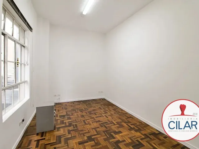 Sala à venda, no bairro Centro em Curitiba