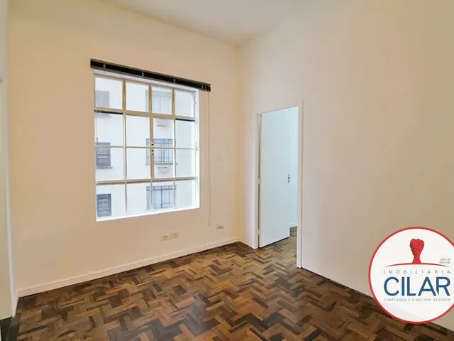 Sala à venda, no bairro Centro em Curitiba