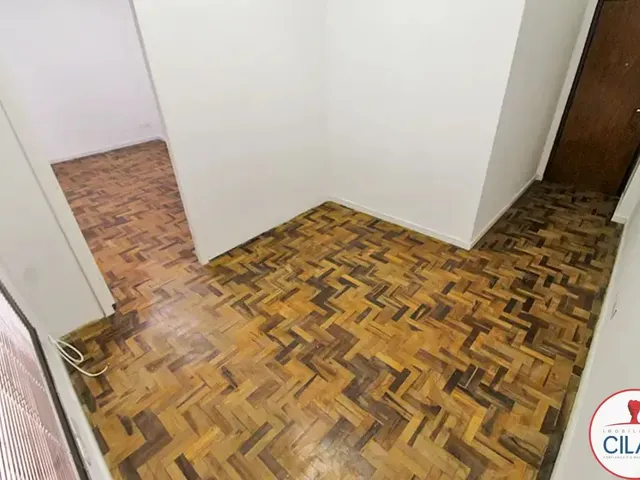 Sala à venda, no bairro Centro em Curitiba