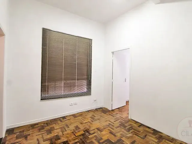 Sala à venda, no bairro Centro em Curitiba