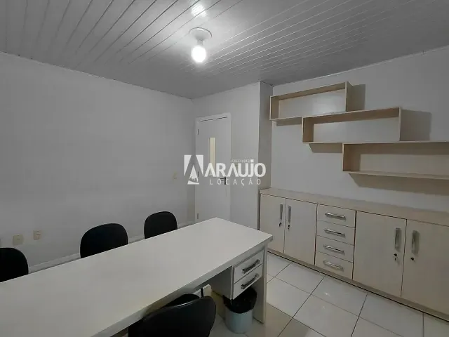Sala para alugar, no bairro Cordeiros em Itajaí