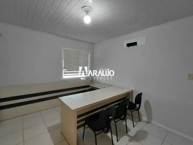 Sala para alugar, no bairro Cordeiros em Itajaí