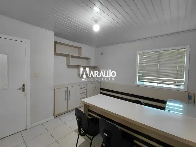 Sala para alugar, no bairro Cordeiros em Itajaí