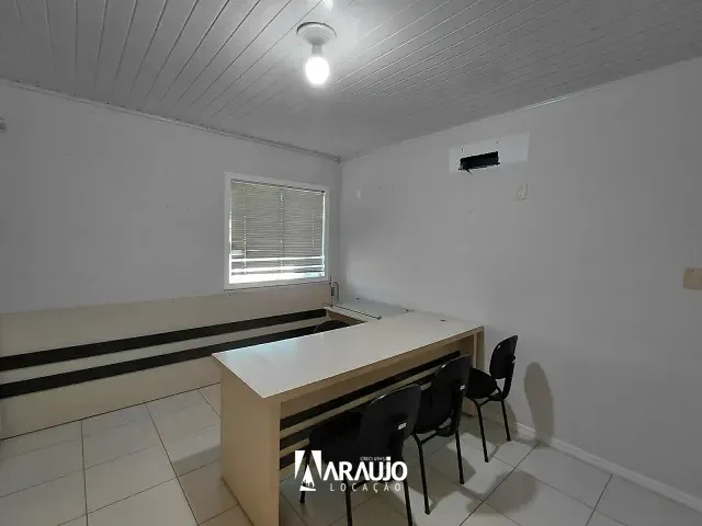 Sala para alugar, no bairro Cordeiros em Itajaí