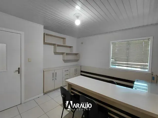 Sala para alugar, no bairro Cordeiros em Itajaí
