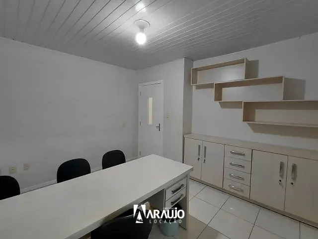 Sala para alugar, no bairro Cordeiros em Itajaí