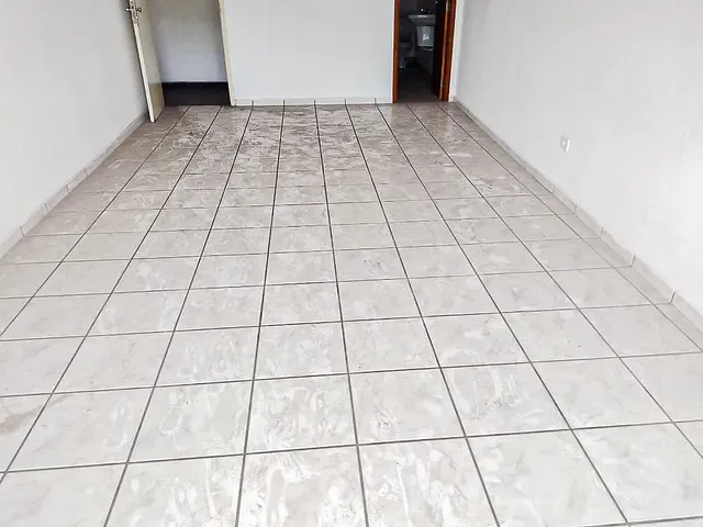 Sala para alugar, no bairro Rio Bonito em São Paulo