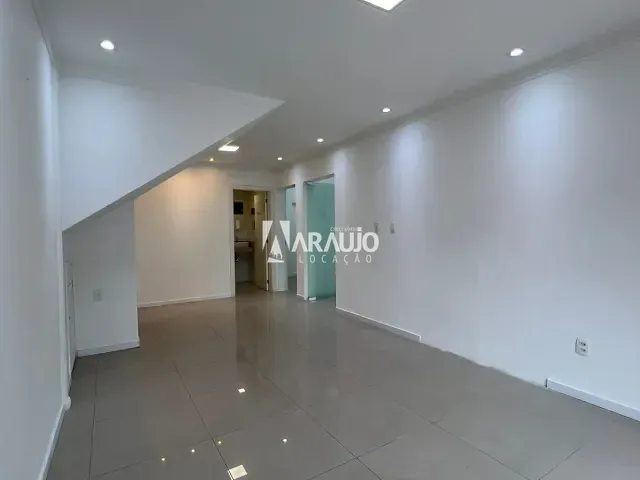 Sala para alugar, no bairro Centro em Itajaí