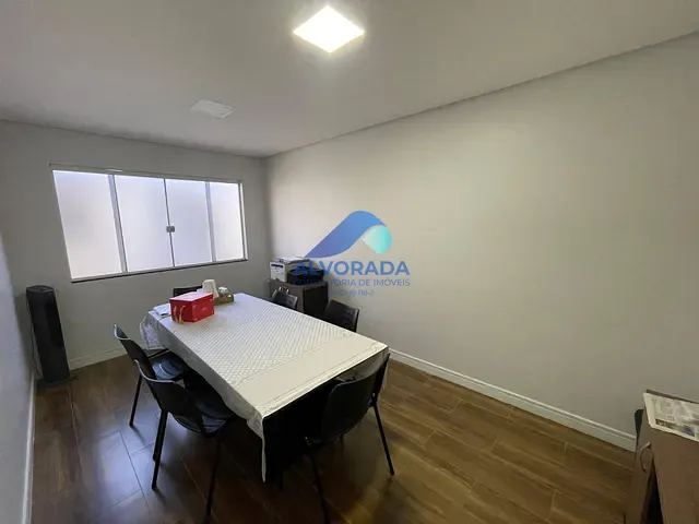Sala com 250m², à venda ou para alugar, no bairro Jardim das Indústrias em São José dos Campos