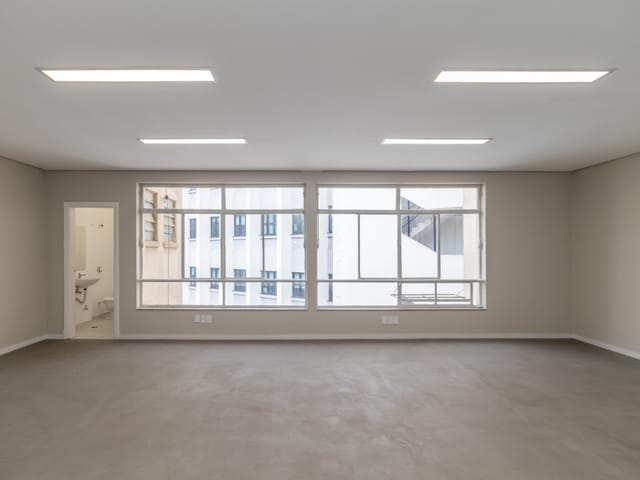 Sala com 150m², à venda, no bairro Sé em São Paulo