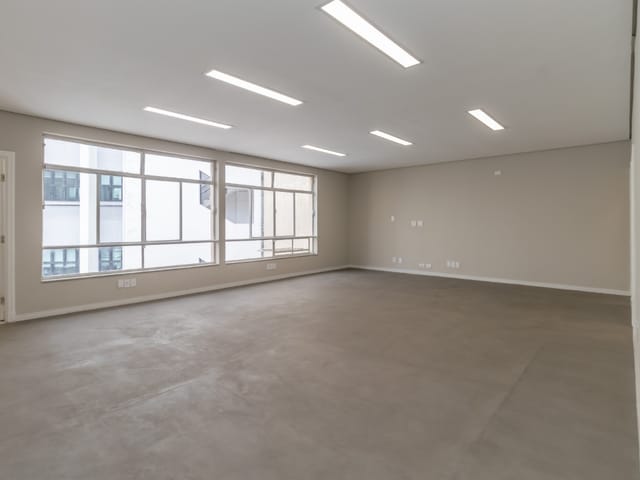 Sala com 150m², à venda, no bairro Sé em São Paulo