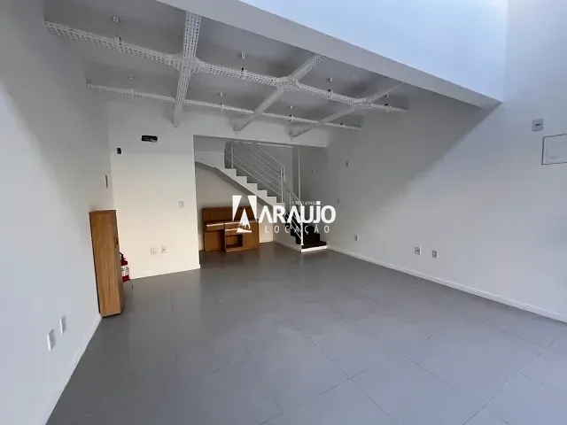 Sala para alugar, no bairro Cordeiros em Itajaí