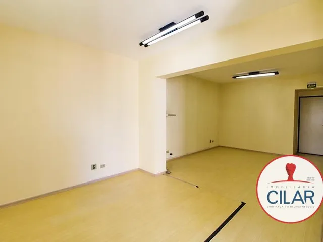 Sala para alugar, no bairro Centro Cívico em Curitiba