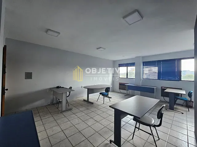 Sala com 51m², à venda, no bairro Pátria Nova em Novo Hamburgo