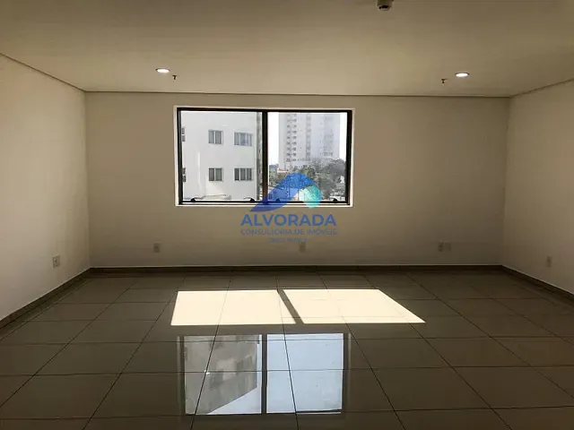 Sala com 57m², à venda, no bairro Jardim Oswaldo Cruz em São José dos Campos