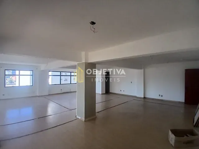 Sala para alugar, no bairro Centro em Novo Hamburgo
