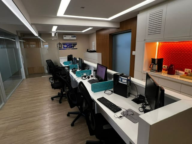 Sala com 121m², à venda, no bairro Jardim Paulista em São Paulo